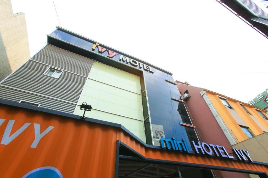 Mini Hotel Ivy Сувон Экстерьер фото